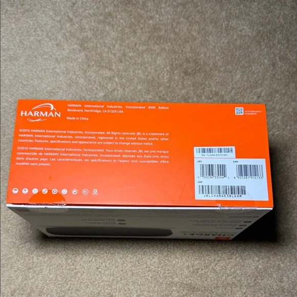 JBL Black Wireless Speaker Charge 3 - Picture 7 of 12